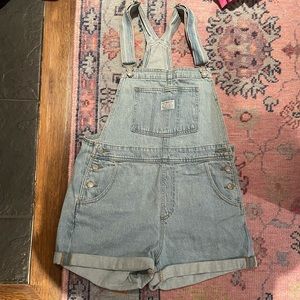 Levi’s Vintage Shortalls Free People